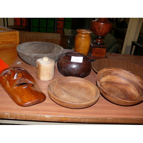 198 - SELECTION OF TREEN INCLUDING AFRICAN HARD WOOD BOWL, WALL MASK, TABLE LAMP ETC