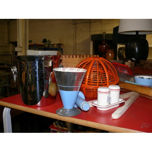 199 - SELECTION OF RETRO KITCHENALIA - ICE BUCKET, MEASURE, WOODEN FOOD SAFE WITH MESH TOP ETC