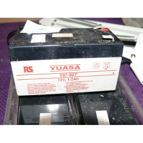 246 - 6 SMALL 12V BATTERIES