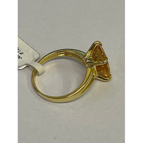 26 - A SOLID SILVER RING WITH A LARGE CITRINE STONE SIZE V NEW WITH TAG