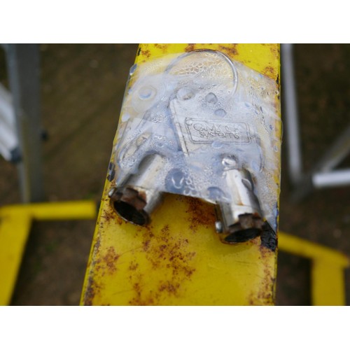 312 - MILENCO WHEEL CLAMP WITH KEYS WOULD FIT CARAVAN