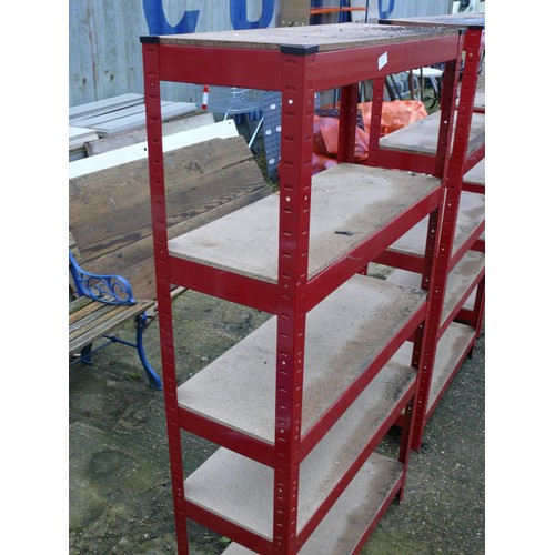 316 - RED METAL 5 WOOD SHELVES ADJUSTABLE RACKING SLOT TOGETHER SYSTEM, EASY TO DISMANTLE FOR TRANSPORT