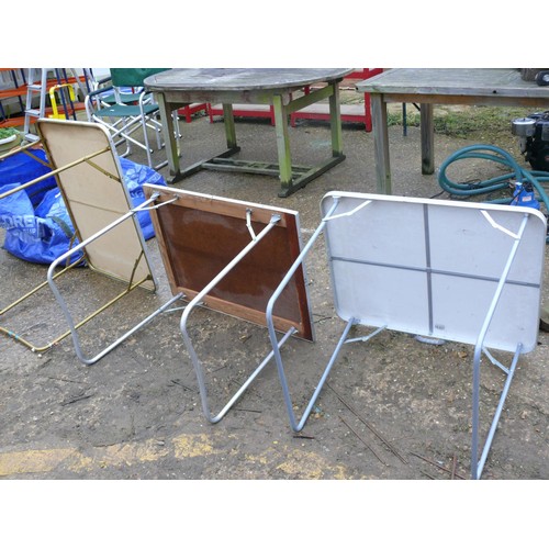 320 - 3 X CAMPING/PICNIC TABLES, FOLD FLAT IN GOOD CONDITION