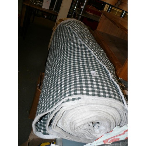 298 - LARGE ROLL OF GREEN GIGHAM QUILTED FABRIC