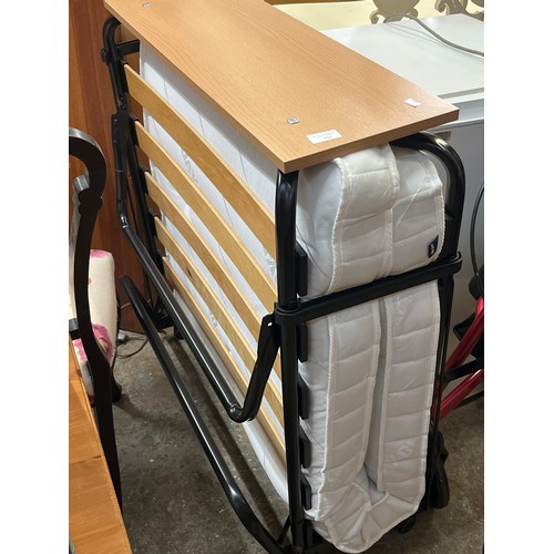 394 - FOLDING METAL FRAME SINGLE BED