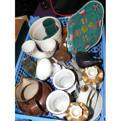 145 - BOX OF MIXED VINTAGE CERAMICS INCLUDING CHINESE PORCELAIN DISH WITH YIN & YANG DESIGN, DOULTON LAMBE... 