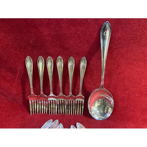 116 - Abbey plate EPNS flatware cutlery, engraved with a G on the handles, consisting of 1x serving spoon,... 