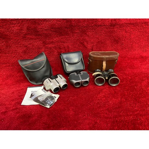 149 - 3x pairs of vintage fieldglasses/binoculars, including Vivitar, Centon and an antique pair in leathe... 