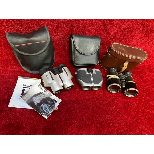 149 - 3x pairs of vintage fieldglasses/binoculars, including Vivitar, Centon and an antique pair in leathe... 