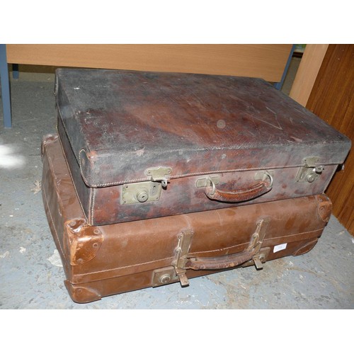 167 - Pair vintage brown leather suitcases.
1x Revelation vulcanized fibre & 1x Antique brown leather with... 