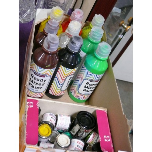 58 - BOX CONTAINING 9 BOTTLES OF HOBBYCRAFT READY MIXED PAINT AND OVER 20 SMALL TINS OF HUMBROL ENAMEL PA... 