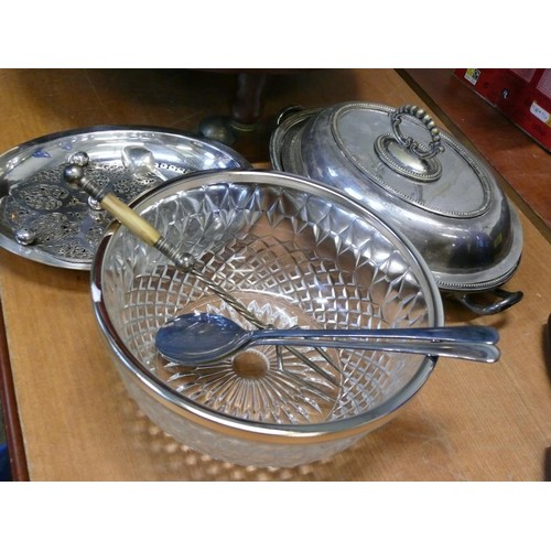 241 - ANTIQUE & VINTAGE SILVER PLATED WARES INCLUDING LIDDED TUREEN, SALAD BOWL, VICTORIAN BREAD FORK WITH... 