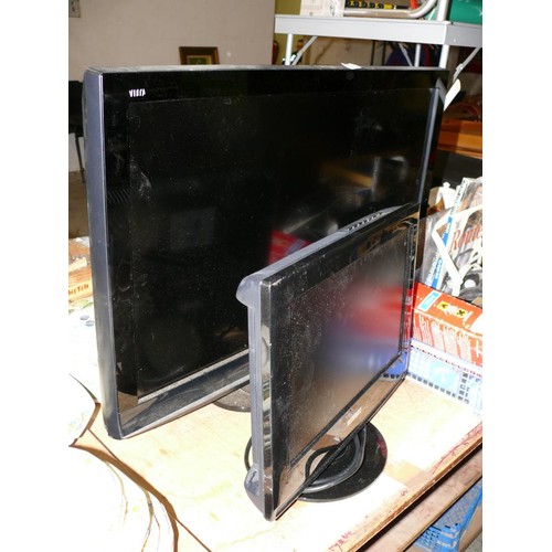 263 - PANASONIC TV 32 INCH SCREEN AND A SMALL 15 INCH TECHNIKA TV