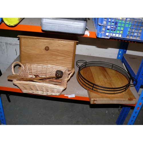 311 - SHELF OF TREEN AND WICKER WARE