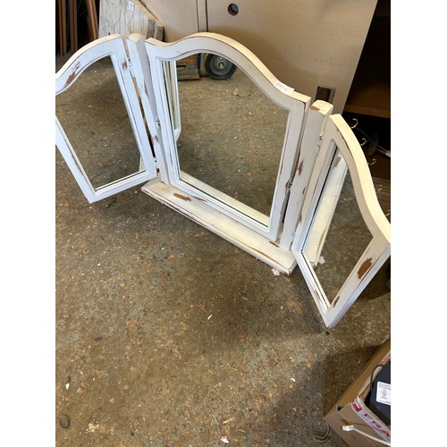 393C - TRIPLE VANITY MIRROR IN OFF WHITE