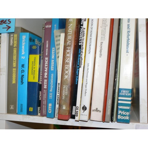 412 - 5 CUBES OF BOOKS MOSTLY NON FICTION, INCLUDES SEVERAL ON ARCHITECTURE/INTERIOR DESIGN/RENOVATION. BI... 