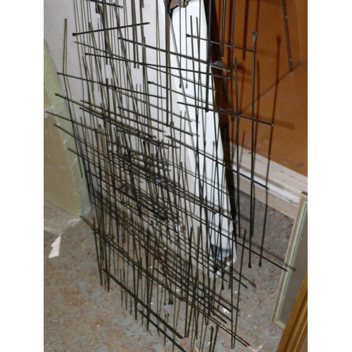 420 - 2 PIECES OF BLACK METAL WIREWORK WALL ART