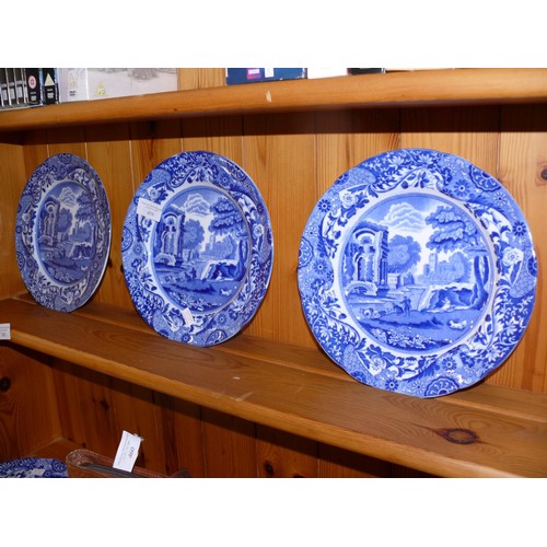 459 - 4 SPODE ITALIAN PLATES WITH OLD OVAL MARK (3 X SALAD, 1 X DINNER)