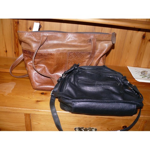 460 - BROWN LEATHER HANDBAG AND A BLACK HANDBAG