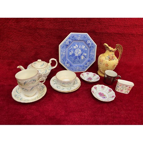 199 - Mixed job lot of vintage ceramics, including:
1. Part tea service - Royal Standard Garland pattern.
... 