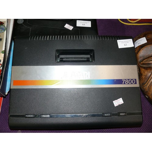 63 - ATARI 7800 GAMES CONSOLE