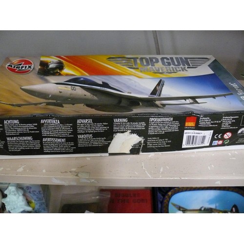 78 - 2 AIRFIX MODEL KITS 'TOP GUN MAVERICK' F/A 18 HORNET 1/72 SCALE AND A SUPERMARINE SPITFIRE MK.LA (BO... 