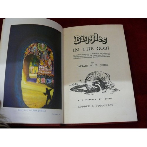 75 - HARDBACK BOOK 'BIGGLES IN THE GOBI' BY CAPT W.E. JOHNS FIRST EDITION FOR 1953 IN GOOD CONDITION