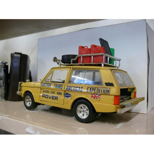 84 - BURAGO 1/24 SCALE RANGE ROVER MODEL 'ALASKA CAPE HORN BRITISH TRANS AMERICAS EXPEDITION'