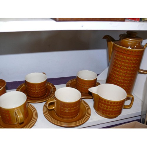 99 - LARGE COLLECTION OF HORNSEA 'SAFFRON' CERAMIC TABLEWARE COFFEE SET, PLATES, CANNISTERS ETC