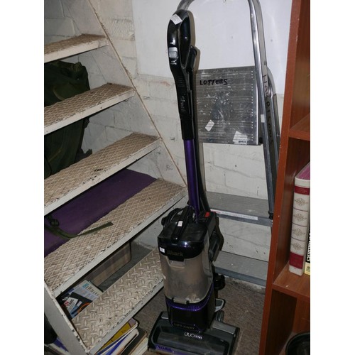 159 - SHARK UPRIGHT VACUUM CLEANER