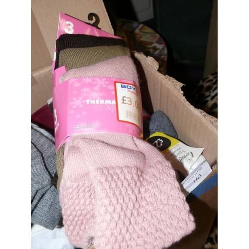 163 - LARGE BOX OF NEW LADIES SOCKS 100 PAIRS