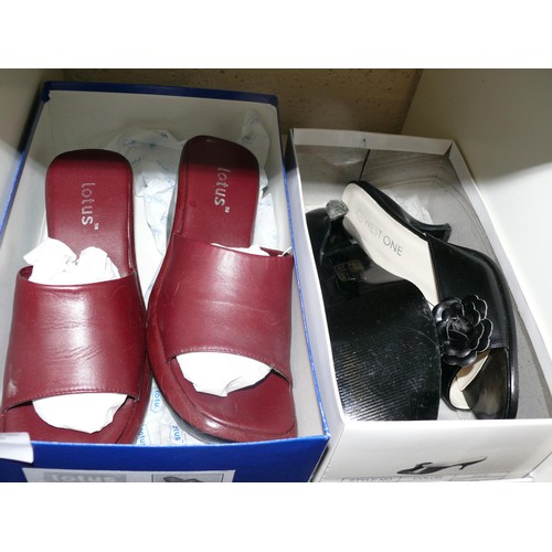 192 - 6 PAIRS OF LADIES SANDALS WITH BOXES SIZES 3.5 & 4