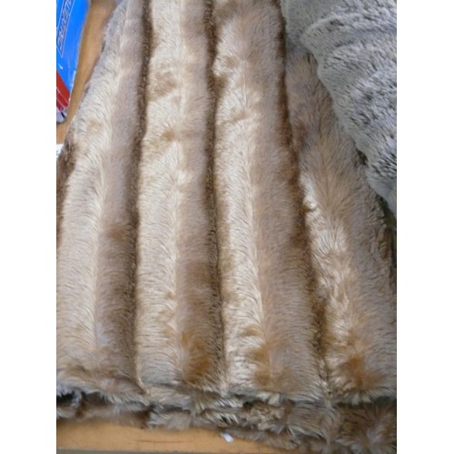 248 - 2 VERY NICE FAUX FUR THROWS IN MUSHROOM AND CARAMEL