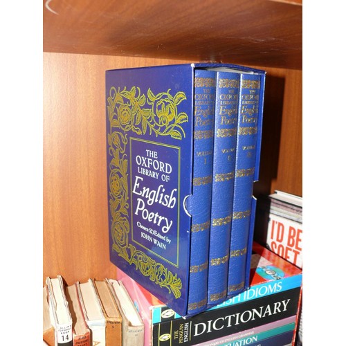 154 - 2 BOOK BOX SETS, THE OXFORD LIBRARY OF ENGLISH POETRY AND THE PENGUIN ENGLISH REFERENCE COLLECTION