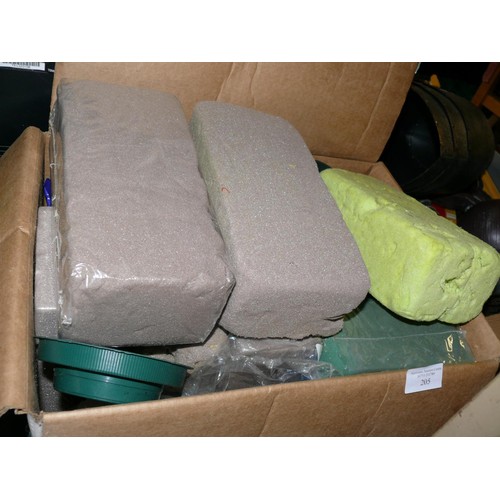 205 - LARGE QUANTITY OF OASIS FOAM BLOCKS FOR FLOWER ARRANGING