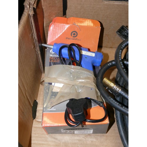 263 - BOX OF POWER TOOLS AND ARMOURED CABLE TO INCLUDE POWER BELT FILE, MCKELLER SANDER ETC