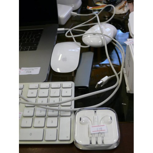 316 - A MACBOOK PRO LAPTOP WITH SPARE KEYBOARD, 2 MICE AND EAR BUDS