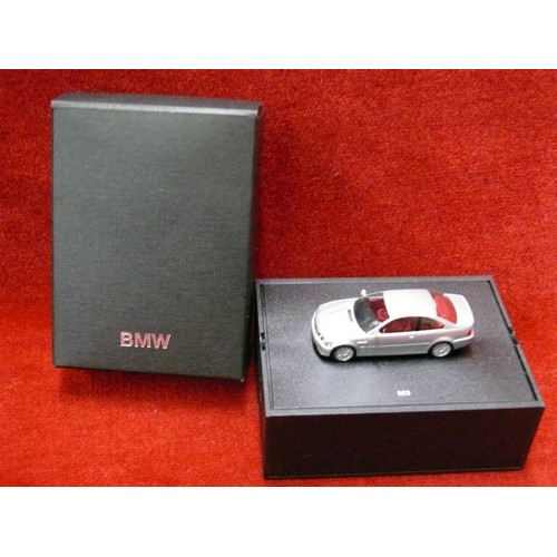 19 - COLLECTOR'S MODEL OF A BMW B3 - MADE IN GERMANY - ORIGINAL OFFICIAL MERCHANDISE BMW BOX