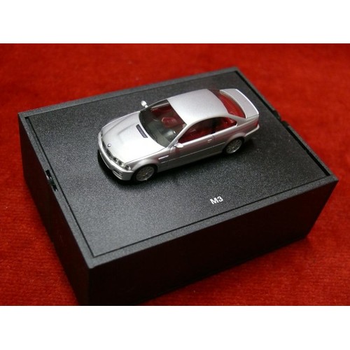 19 - COLLECTOR'S MODEL OF A BMW B3 - MADE IN GERMANY - ORIGINAL OFFICIAL MERCHANDISE BMW BOX