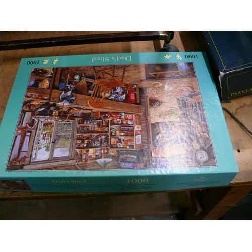 325 - SELECTION OF GAMES TO INCLUDE SCRABBLE, TRIVIAL PURSUIT ETC