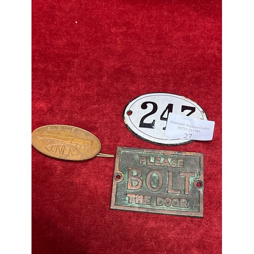 27 - RAILWAYANA INCLUDING ENGINEMAN LNER BADGE, 