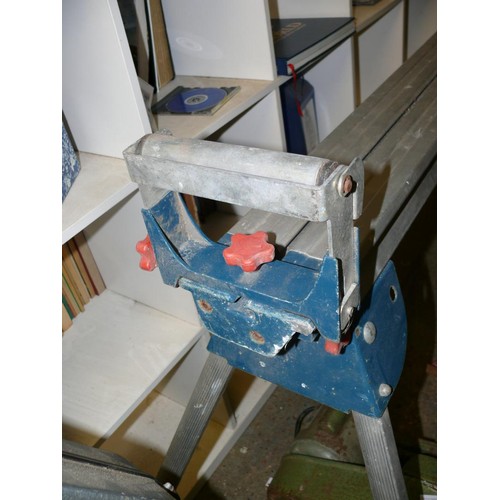 383 - BOSCH GTA 3700 PROFESSIONAL BENCH SAW