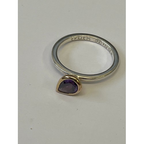 51A - A REALLY MODERN DESIGNER SILVER RING SIZE I