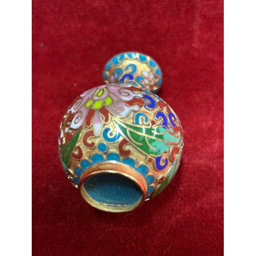 24A - A VERY PRETTY MINIATURE 20TH CENTURY CHINESE CHAMPLEVE ENAMEL CLOISONNE VASE - 5CM