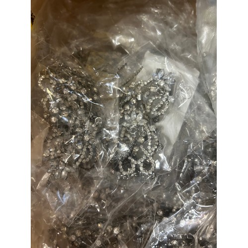 285 - LARGE QUANTITY OF MYSTICAL  GOOD QUALITY COSTUME JEWELLERY, NEW WITH TAGS