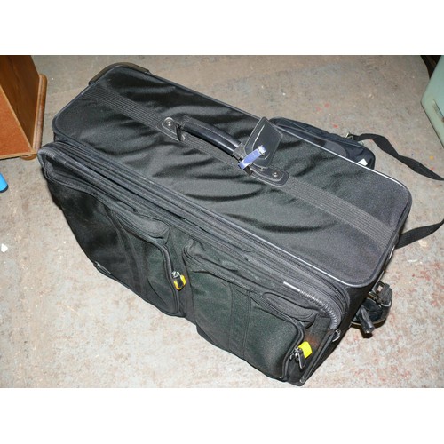 460 - LARGE GOOD QUALITY TROLLEY SUITCASE PLUS A SMALLER CARRY CASE