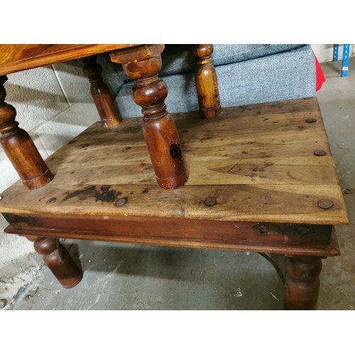 455 - A JALI WOOD COFFEE TABLE PLUS A MATCHING SQUARE SIDE TABLE