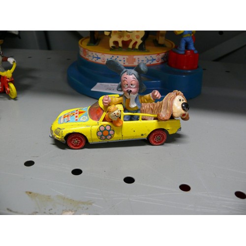 Corgi vintage 1970's Magic Roundabout wind up toy, with figures