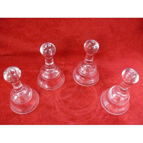 6 - Set of 4x free blown glass stirrup cups. Approx 15cm tall.