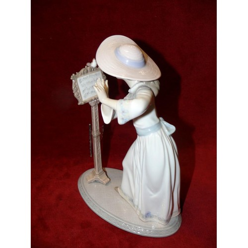 3 - LLADRO FIGURINE SONGBIRD RETIRED ORCHESTRA GIRL 6093 MUSICIAN PLAYING FLUTE dg186